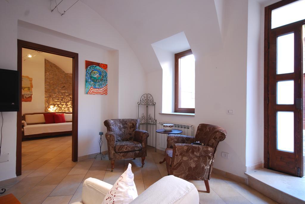 Appartamento Terni Centro Номер фото