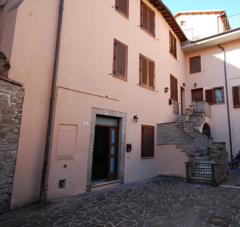 Appartamento Terni Centro Номер фото