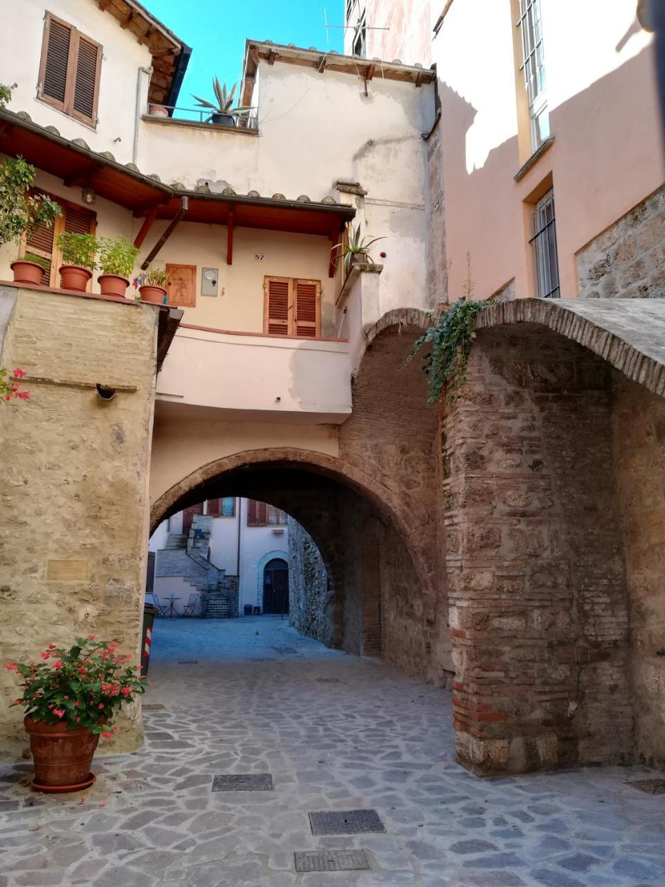 Appartamento Terni Centro Екстер'єр фото